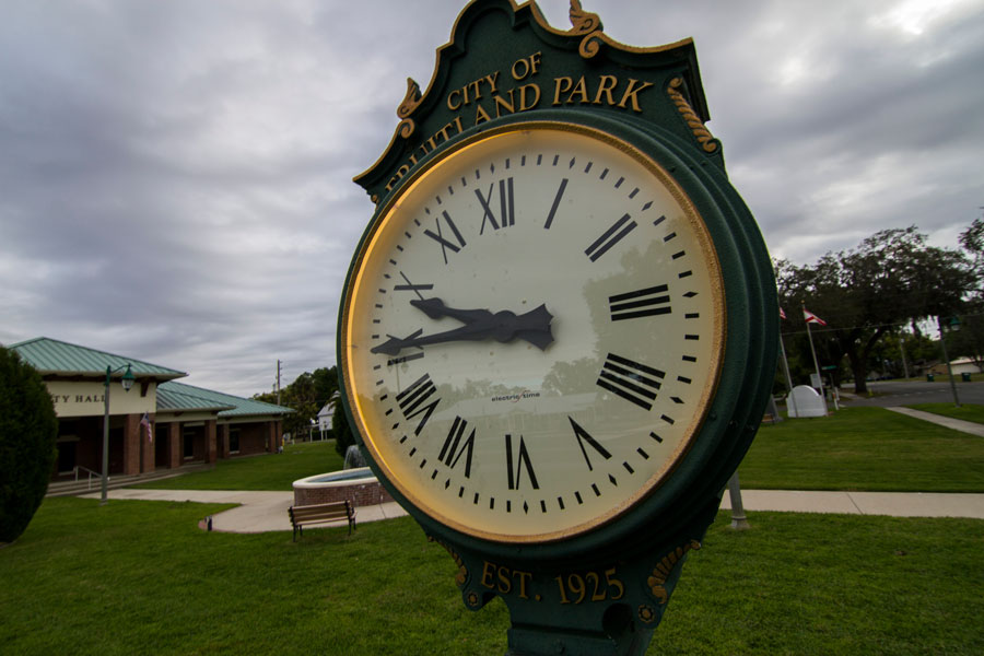 Fruitland Park City Hall Clock on March 25, 2019. Photo credit: Paulo Almeida Photography / Shutterstock.com, licensed.